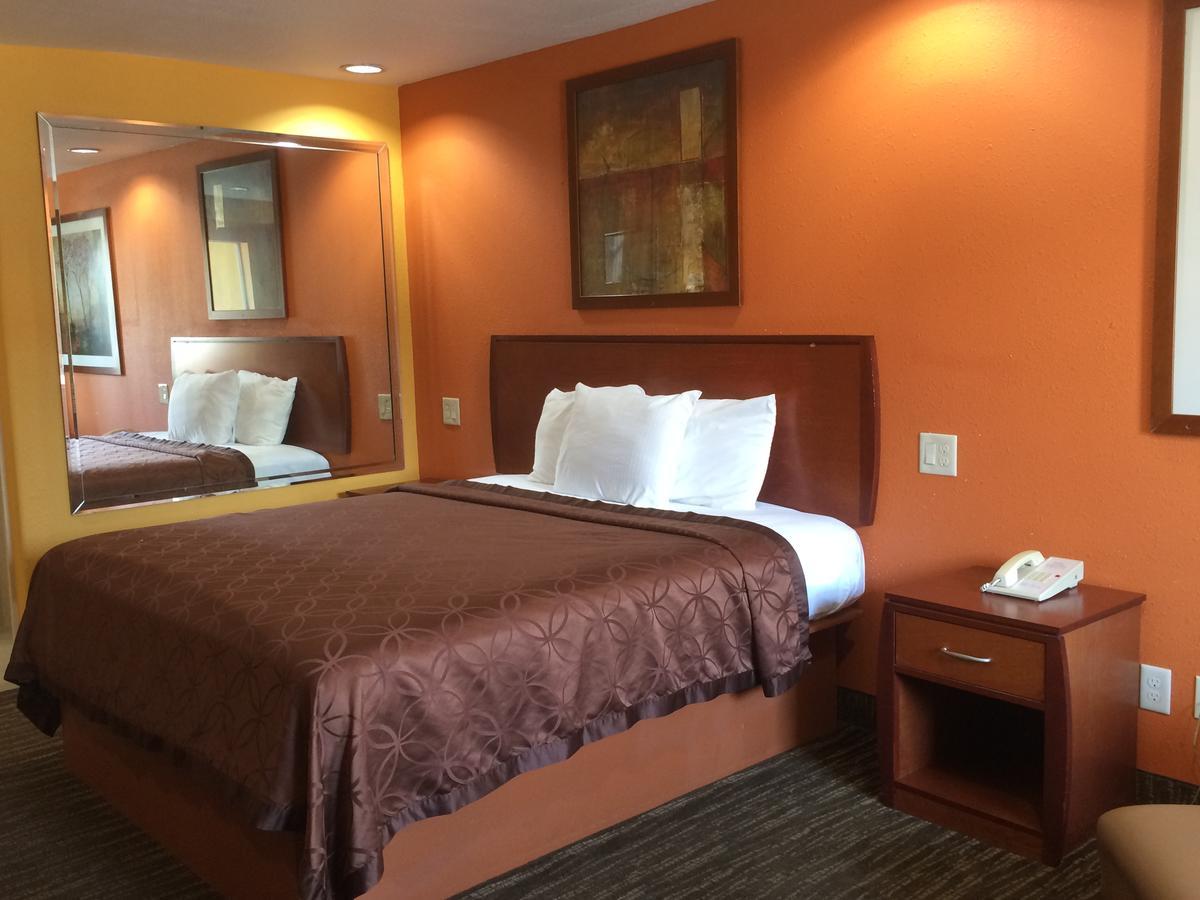 Select Inn And Suites Х'юстон Екстер'єр фото